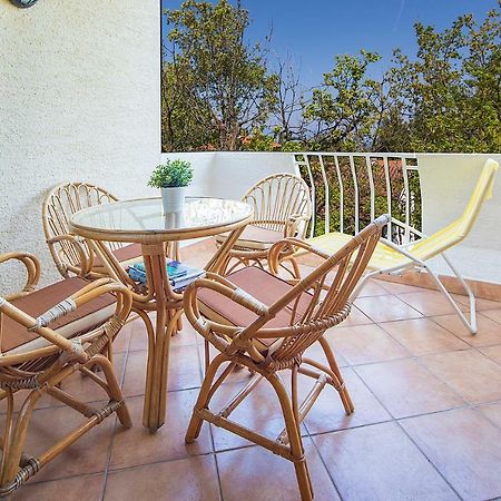 Apartments Bo Малинска Экстерьер фото