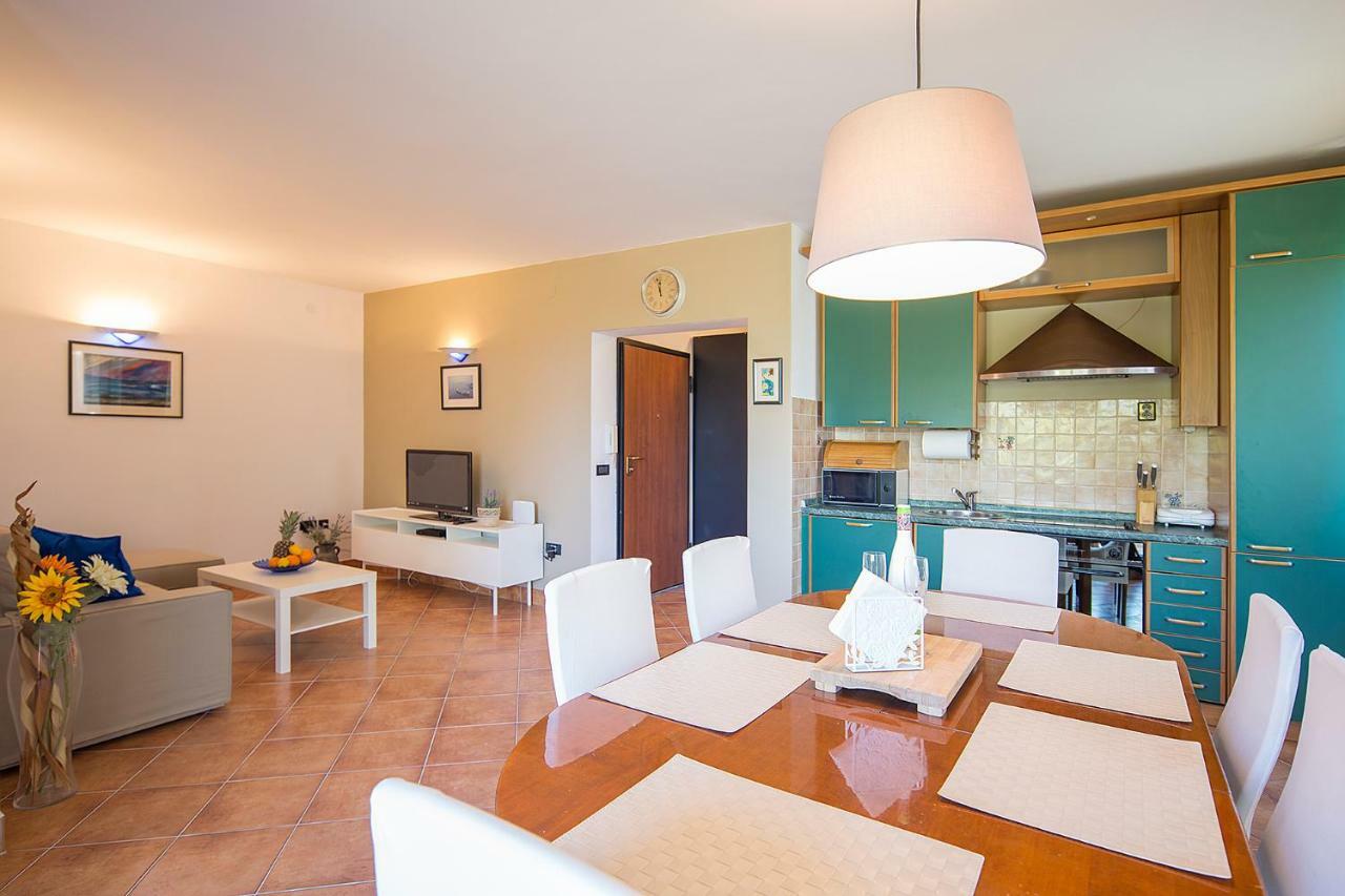 Apartments Bo Малинска Экстерьер фото